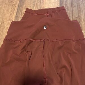 Lululemon Wunder Train high-rise  25” tight sz 8